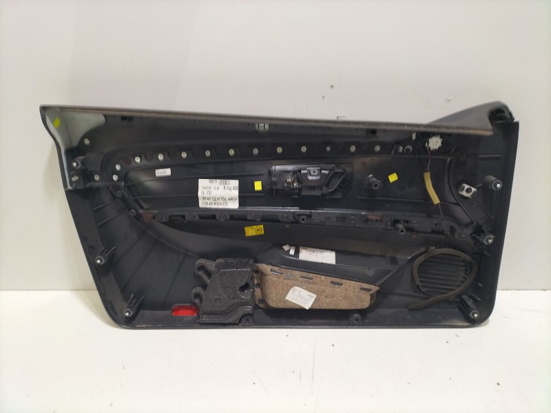 Recambio de guarnecido puerta delantera derecha para volkswagen scirocco (137) 1.4 tsi (118kw) referencia OEM IAM 1K8867012ATYCH