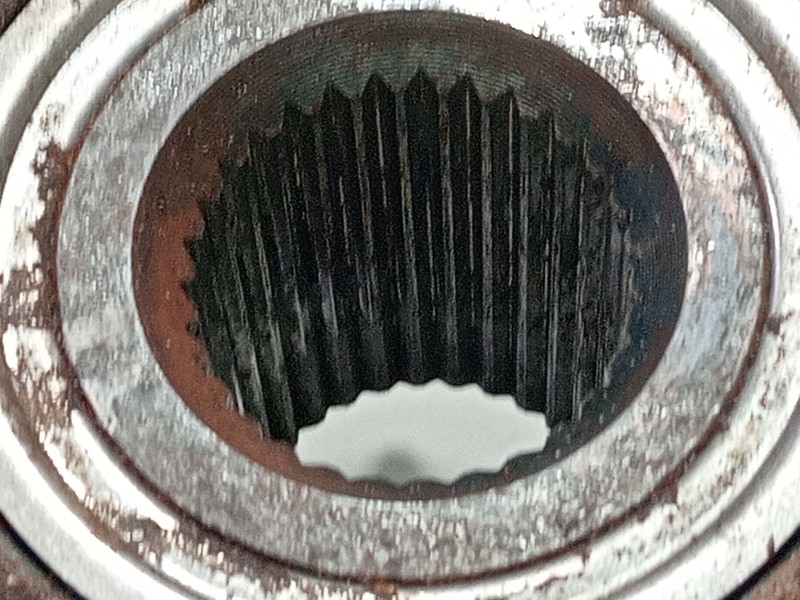 Recambio de mangueta trasera izquierda para chevrolet corvette 5.7 referencia OEM IAM   