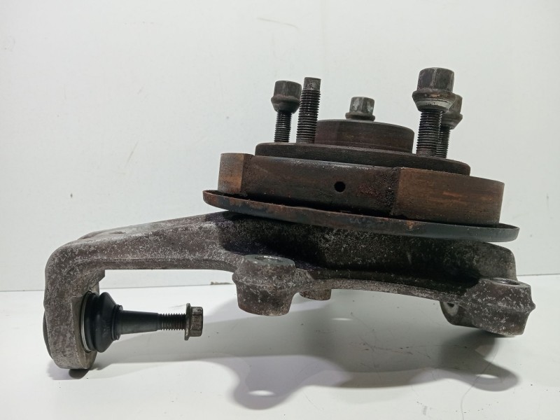 Recambio de mangueta trasera izquierda para chevrolet corvette 5.7 referencia OEM IAM   