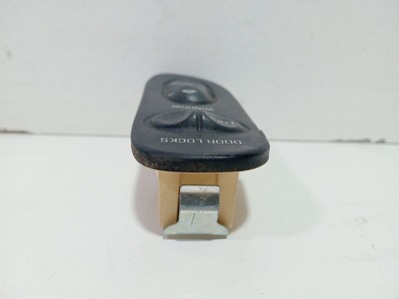 Recambio de interruptor para chevrolet corvette 5.7 referencia OEM IAM 12135165  