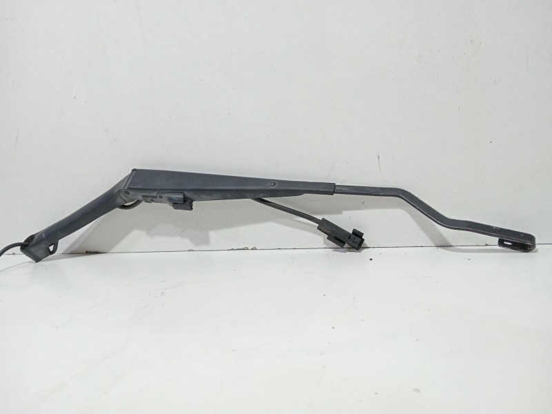 Recambio de brazo limpia delantero izquierdo para chevrolet corvette 5.7 referencia OEM IAM LT1(350CUV8)  