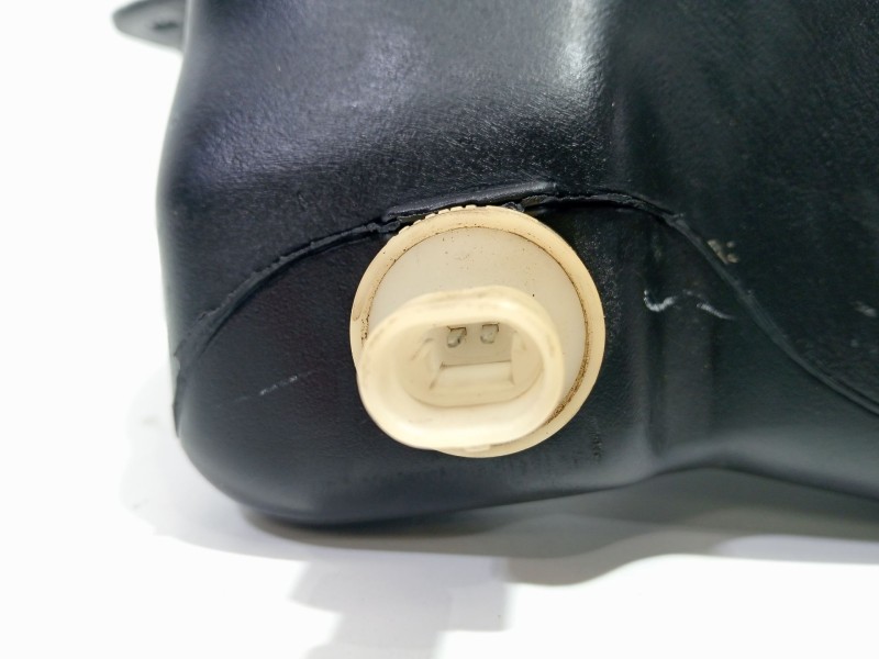 Recambio de deposito limpia para chevrolet corvette 5.7 referencia OEM IAM   