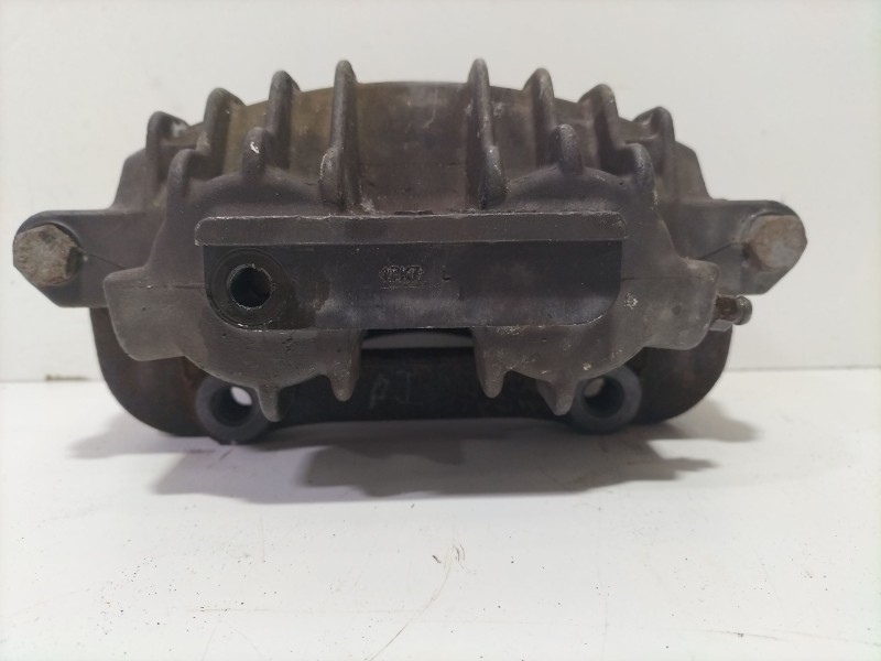Recambio de pinza freno delantera izquierda para chevrolet corvette 5.7 referencia OEM IAM   