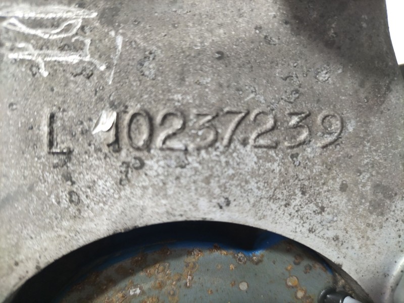 Recambio de mangueta delantera izquierda para chevrolet corvette 5.7 referencia OEM IAM L10237239  