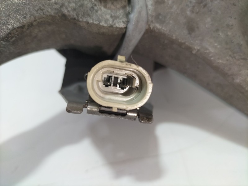 Recambio de mangueta delantera izquierda para chevrolet corvette 5.7 referencia OEM IAM L10237239  