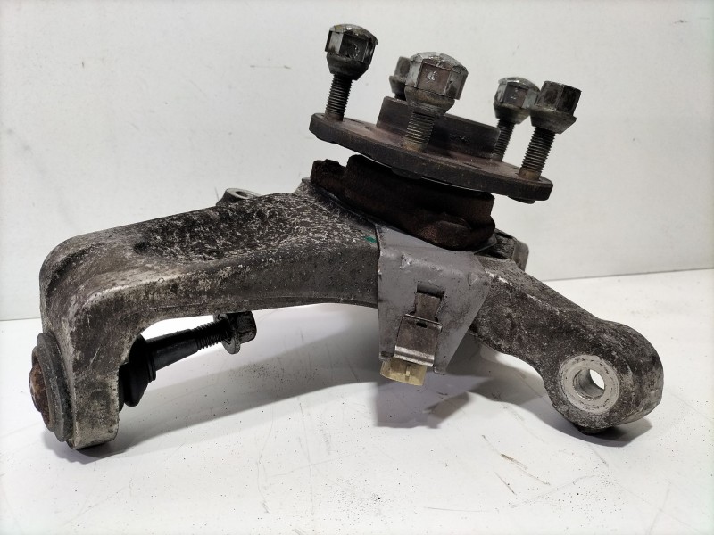 Recambio de mangueta delantera izquierda para chevrolet corvette 5.7 referencia OEM IAM L10237239  