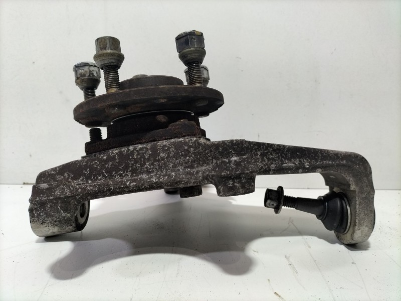 Recambio de mangueta delantera izquierda para chevrolet corvette 5.7 referencia OEM IAM L10237239  