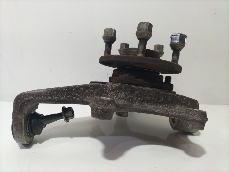 Recambio de mangueta delantera derecha para chevrolet corvette 5.7 referencia OEM IAM R10237238  