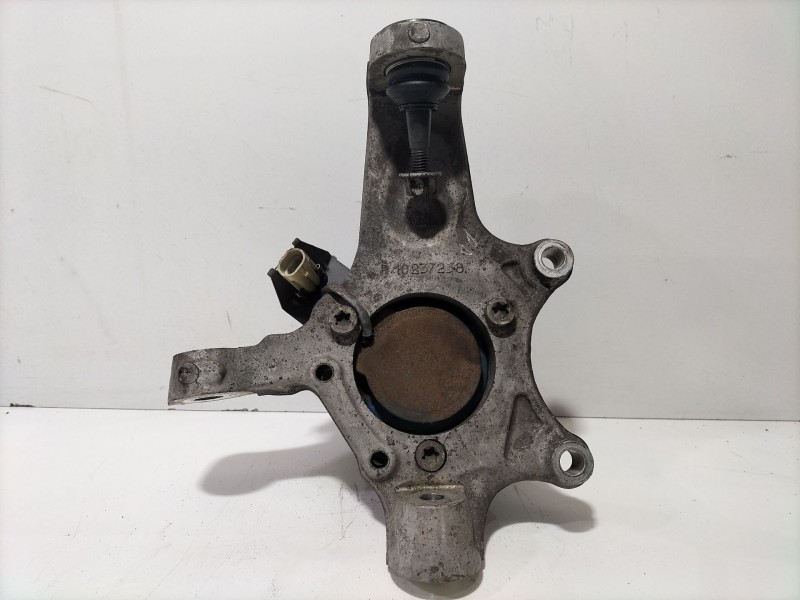 Recambio de mangueta delantera derecha para chevrolet corvette 5.7 referencia OEM IAM R10237238  