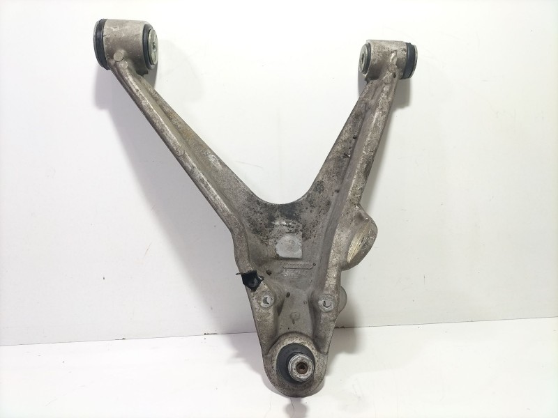 Recambio de brazo suspension superior delantero derecho para chevrolet corvette 5.7 referencia OEM IAM R10233630  