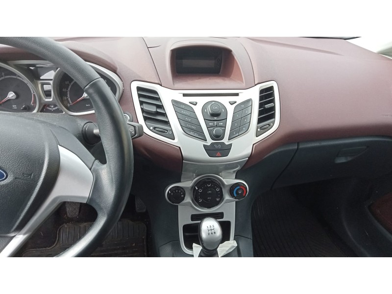 ford fiesta (cb1) del año 2010