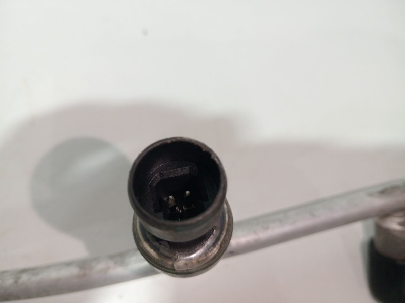 Recambio de tubos aire acondicionado para chevrolet corvette 5.7 referencia OEM IAM 4L0833051  