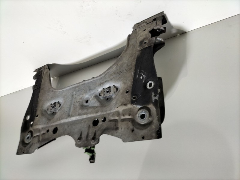 Recambio de puente delantero para renault clio iv (bh_) 1.6 rs (bhj4, bhj6, bhmm) referencia OEM IAM 544077788  