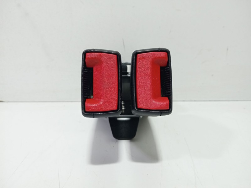 Recambio de anclaje cinturon central para audi q7 (4l) 3.0 tdi v6 advance quattro (176kw) referencia OEM IAM 4L0857739G  