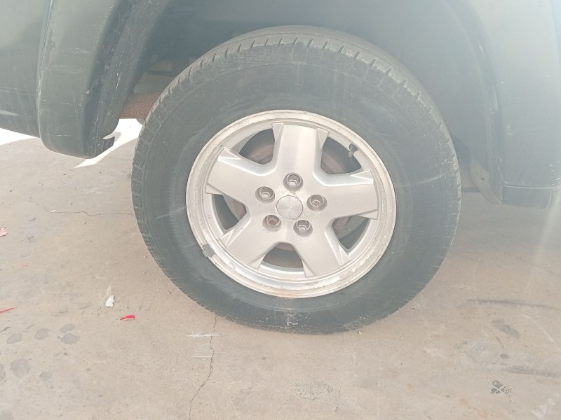 Recambio de juego llantas para chrysler jeep cherokee (kj) 2.5 crd básico referencia OEM IAM   