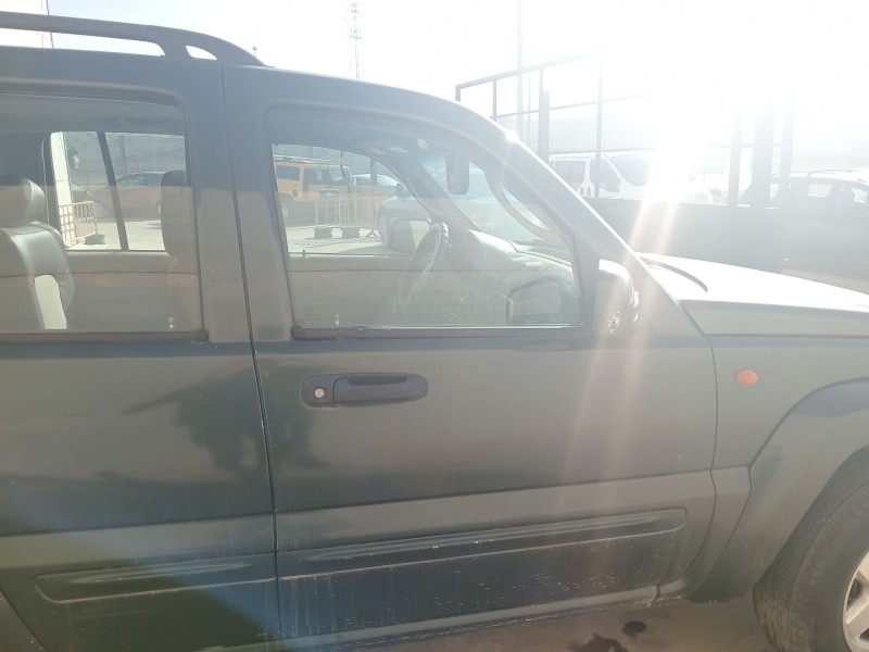 Recambio de puerta delantera derecha para chrysler jeep cherokee (kj) 2.5 crd básico referencia OEM IAM JEEPCHEROKEE(KJ)2.5CRDBá