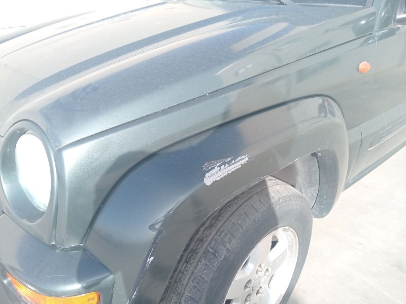 Recambio de aleta delantera izquierda para chrysler jeep cherokee (kj) 2.5 crd básico referencia OEM IAM JEEPCHEROKEE(KJ)2.5CRDB