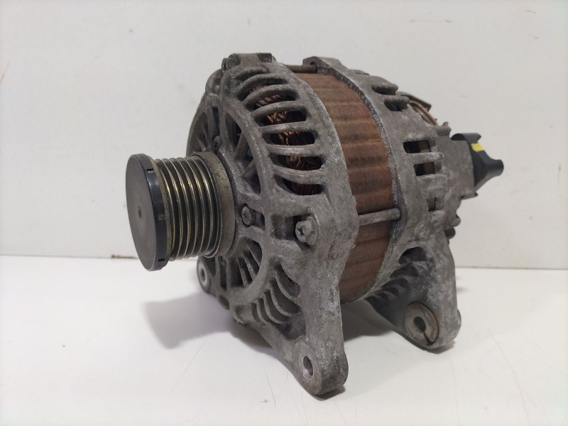 Recambio de alternador para renault clio iv (bh_) 1.6 rs (bhj4, bhj6, bhmm) referencia OEM IAM 231009412R  