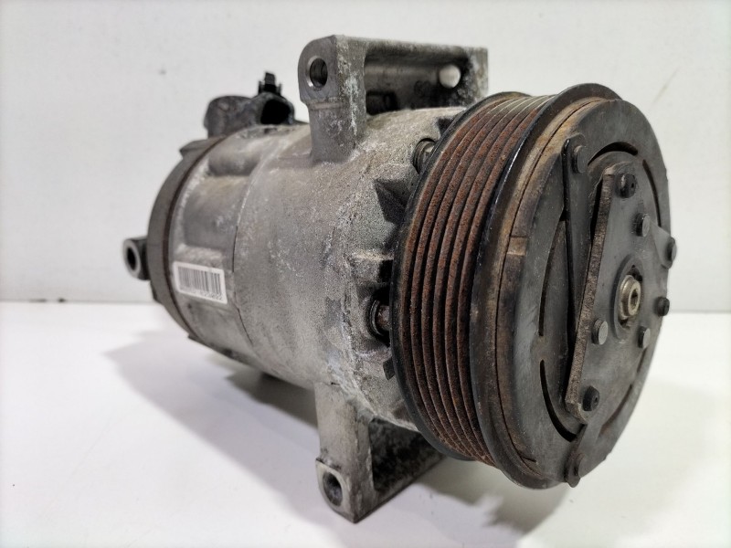 Recambio de compresor aire acondicionado para renault clio iv (bh_) 1.6 rs (bhj4, bhj6, bhmm) referencia OEM IAM 926001243R  