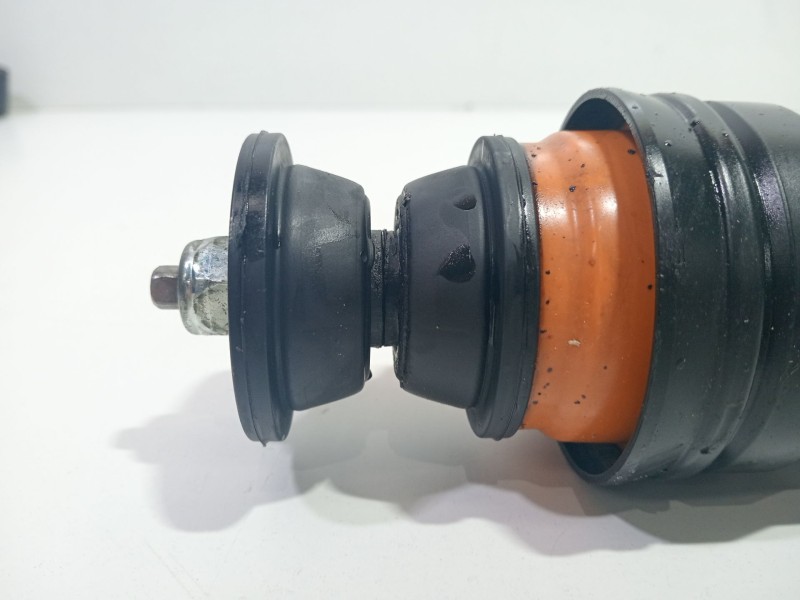 Recambio de juego amortiguadores trasero para renault clio iv (bh_) 1.6 rs (bhj4, bhj6, bhmm) referencia OEM IAM   