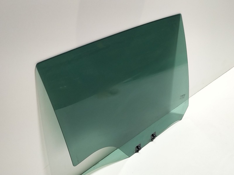 Recambio de luna trasera derecha para renault clio iv (bh_) 1.6 rs (bhj4, bhj6, bhmm) referencia OEM IAM   