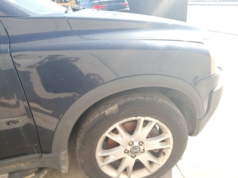 Recambio de aleta delantera derecha para volvo xc90 d5 summum (7 asientos) referencia OEM IAM   