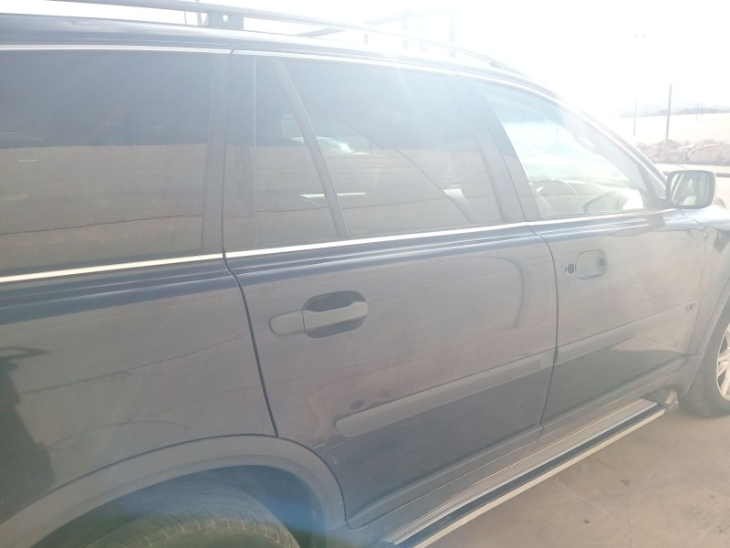 Recambio de puerta trasera derecha para volvo xc90 d5 summum (7 asientos) referencia OEM IAM D5244T5  