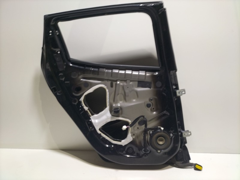 Recambio de puerta trasera izquierda para renault clio iv (bh_) 1.6 rs (bhj4, bhj6, bhmm) referencia OEM IAM 821134212R  