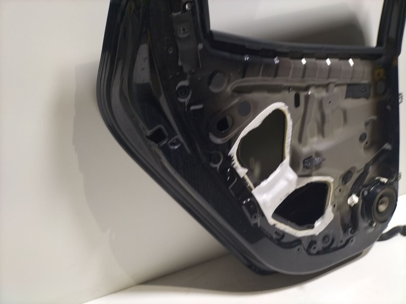 Recambio de puerta trasera izquierda para renault clio iv (bh_) 1.6 rs (bhj4, bhj6, bhmm) referencia OEM IAM 821134212R  