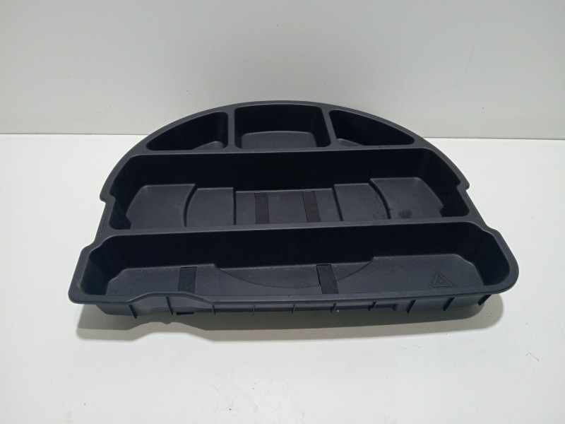 Recambio de moldura para hyundai i20 i (pb, pbt) 1.2 referencia OEM IAM 857261J000  