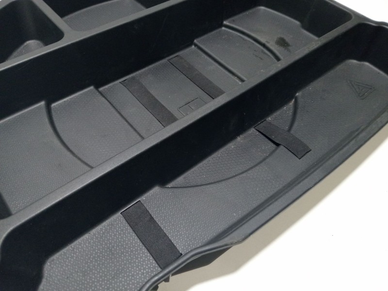 Recambio de moldura para hyundai i20 i (pb, pbt) 1.2 referencia OEM IAM 857261J000  