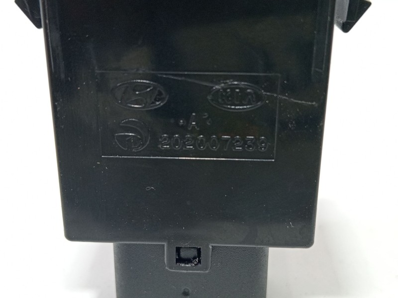 Recambio de interruptor para hyundai i20 i (pb, pbt) 1.2 referencia OEM IAM 202007239  