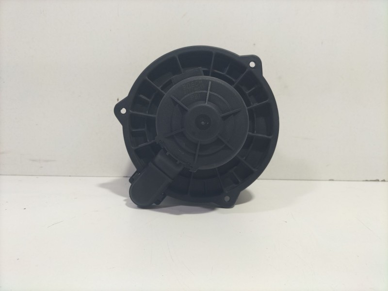 Recambio de motor calefaccion para hyundai i20 i (pb, pbt) 1.2 referencia OEM IAM f00s330024  