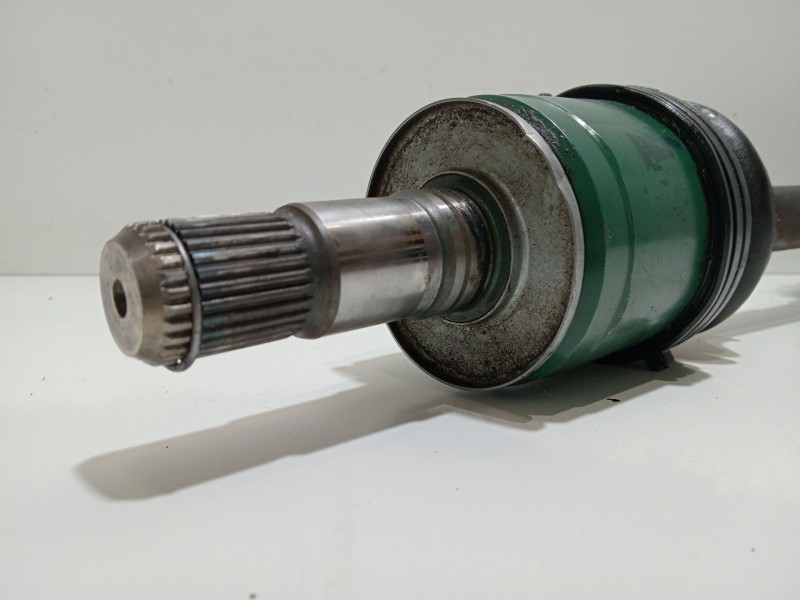 Recambio de transmision delantera derecha para mitsubishi montero (v20/v40) 2500 td gl (3-ptas.) referencia OEM IAM 4D56  