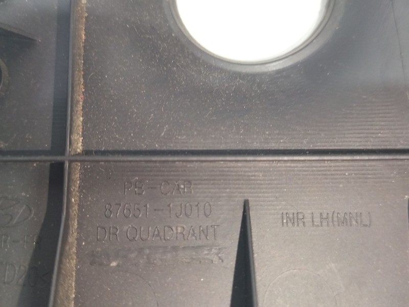 Recambio de moldura para hyundai i20 i (pb, pbt) 1.2 referencia OEM IAM 876511j010  