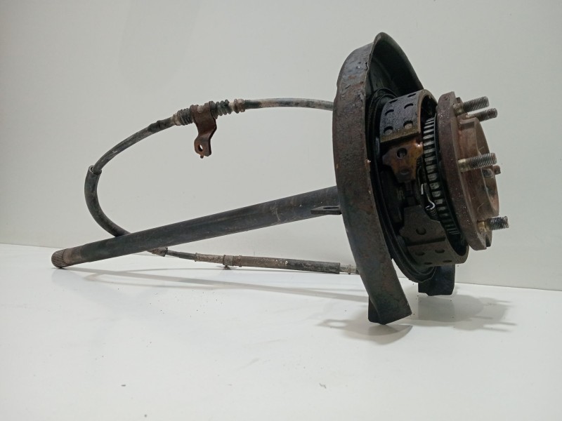 Recambio de mangueta trasera derecha para mitsubishi montero (v20/v40) 2500 td gl (3-ptas.) referencia OEM IAM 4D56  