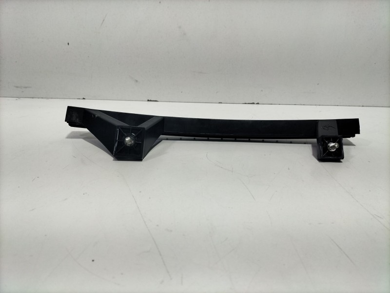 Recambio de moldura para hyundai i20 i (pb, pbt) 1.2 referencia OEM IAM   