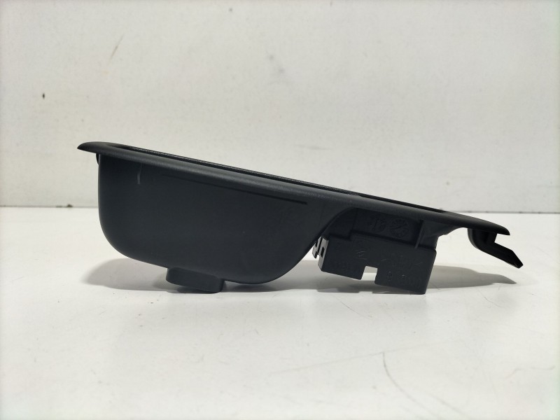 Recambio de moldura para renault clio iv (bh_) 1.6 rs (bhj4, bhj6, bhmm) referencia OEM IAM 829614619R  