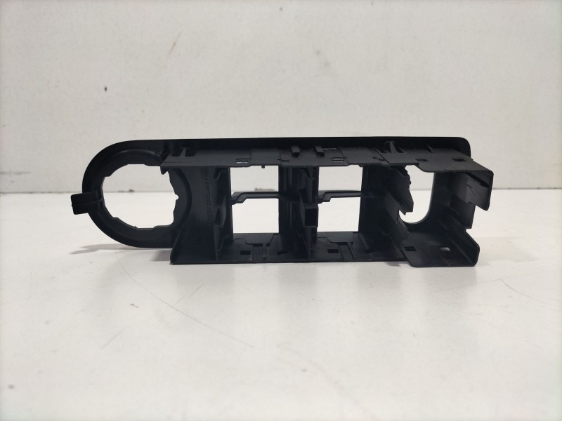 Recambio de moldura para renault clio iv (bh_) 1.6 rs (bhj4, bhj6, bhmm) referencia OEM IAM 809619947R  