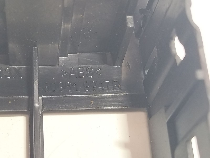 Recambio de moldura para renault clio iv (bh_) 1.6 rs (bhj4, bhj6, bhmm) referencia OEM IAM 809619947R  