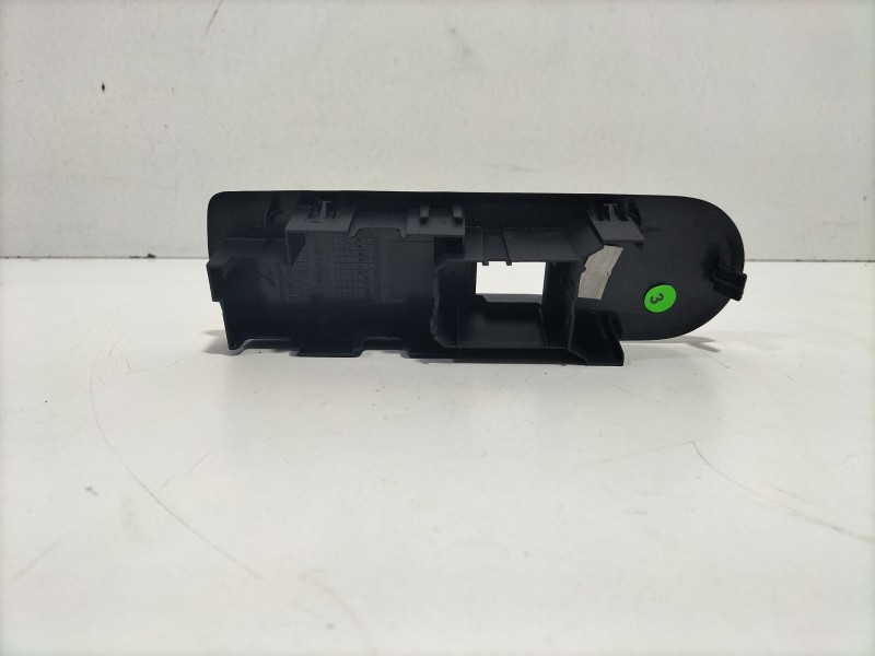 Recambio de moldura para renault clio iv (bh_) 1.6 rs (bhj4, bhj6, bhmm) referencia OEM IAM 809603634R  