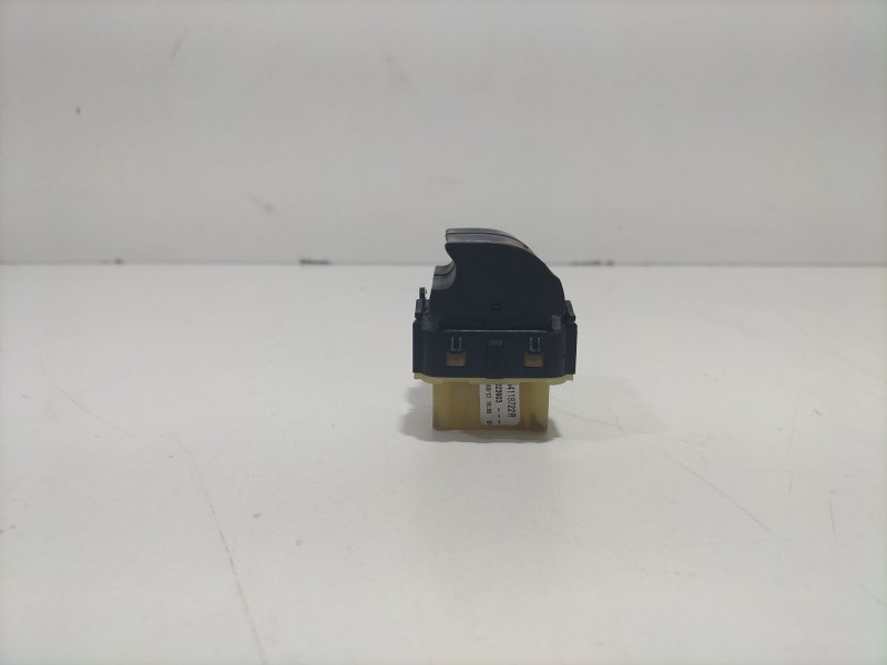 Recambio de mando elevalunas delantero izquierdo para renault clio iv (bh_) 1.6 rs (bhj4, bhj6, bhmm) referencia OEM IAM   