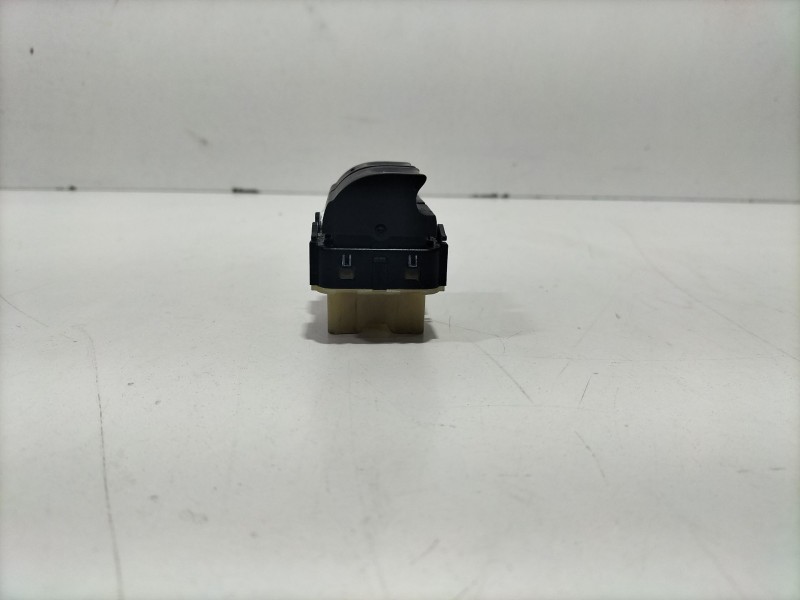 Recambio de mando elevalunas delantero izquierdo para renault clio iv (bh_) 1.6 rs (bhj4, bhj6, bhmm) referencia OEM IAM   