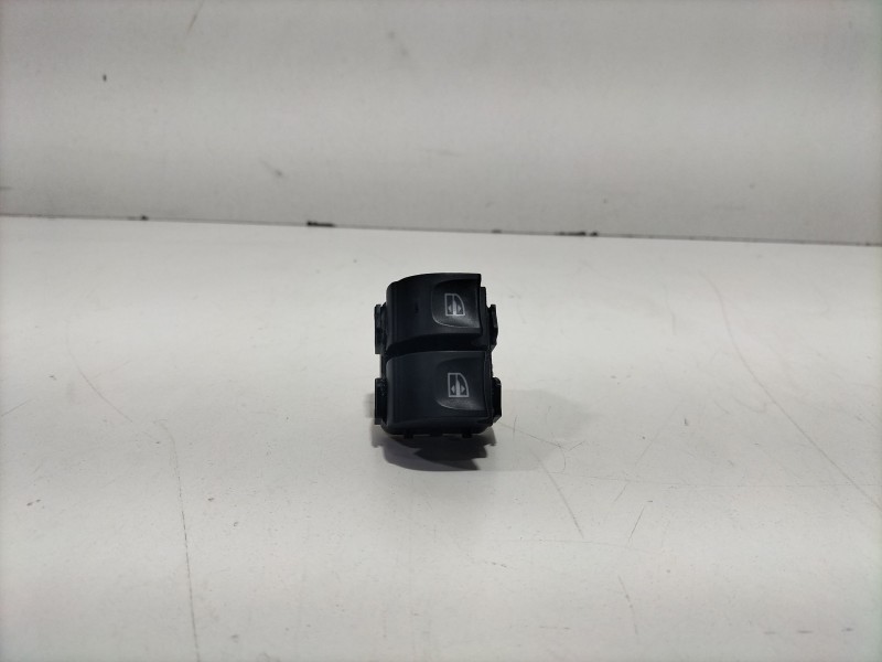 Recambio de mando elevalunas delantero izquierdo para renault clio iv (bh_) 1.6 rs (bhj4, bhj6, bhmm) referencia OEM IAM   
