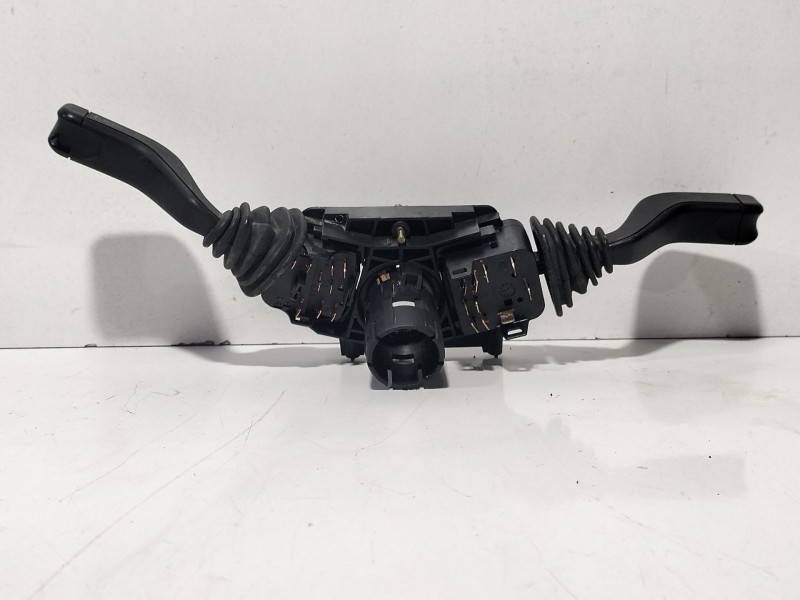 Recambio de mando multifuncion para opel corsa b (s93) 1.0 i 12v (f08, f68, m68) referencia OEM IAM 90306521  