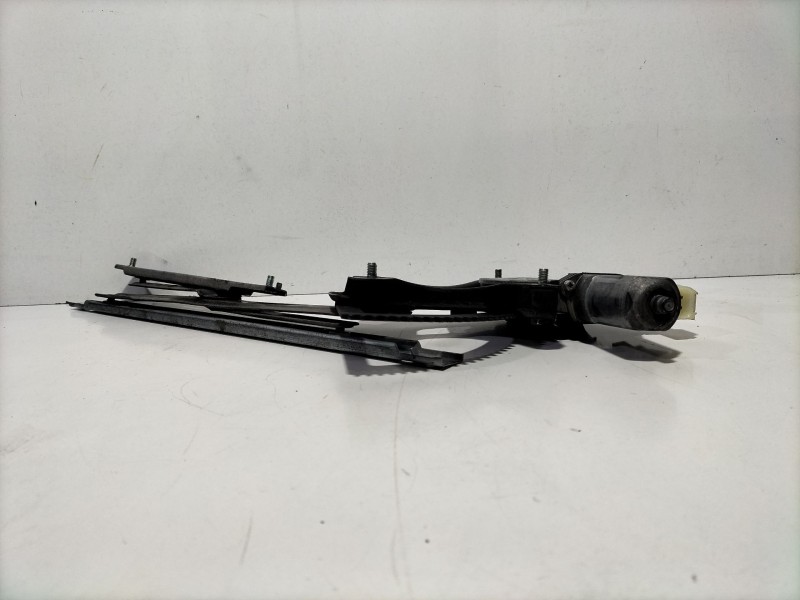 Recambio de elevalunas delantero derecho para hyundai i20 i (pb, pbt) 1.2 referencia OEM IAM 988201J100  