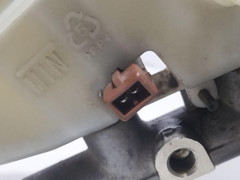 Recambio de servofreno para hyundai i20 i (pb, pbt) 1.2 referencia OEM IAM 585001J200  