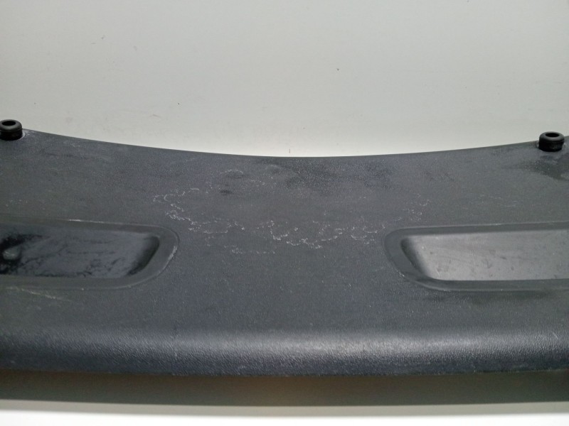 Recambio de guarnecido porton trasero para hyundai i20 i (pb, pbt) 1.2 referencia OEM IAM 817511J000  