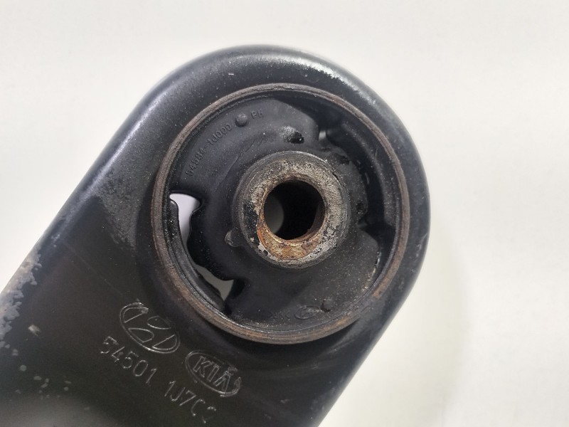 Recambio de brazo suspension inferior delantero derecho para hyundai i20 i (pb, pbt) 1.2 referencia OEM IAM   