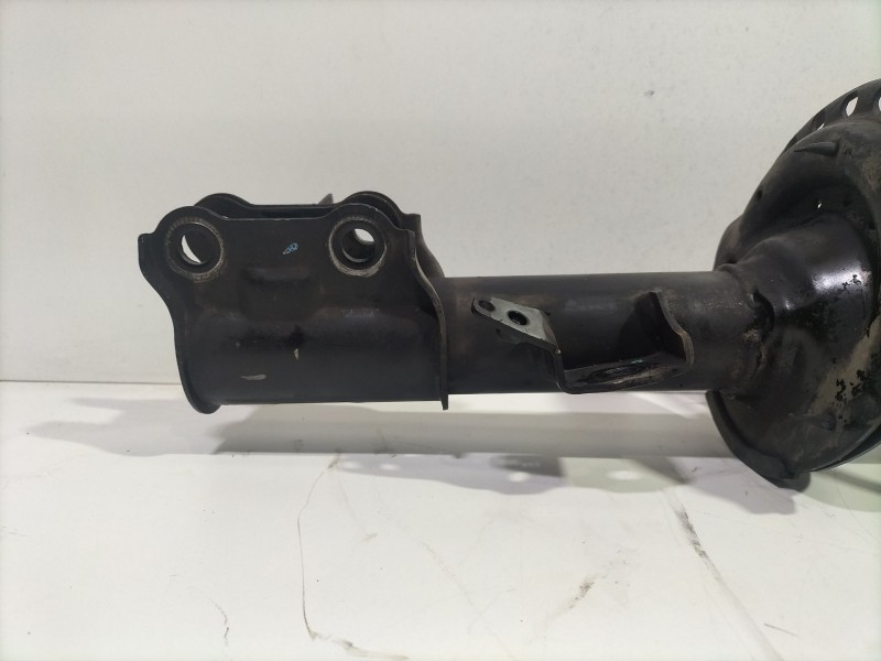 Recambio de amortiguador delantero derecho para hyundai i20 i (pb, pbt) 1.2 referencia OEM IAM 546604P500  